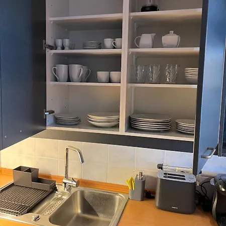 Line * באנוויץ