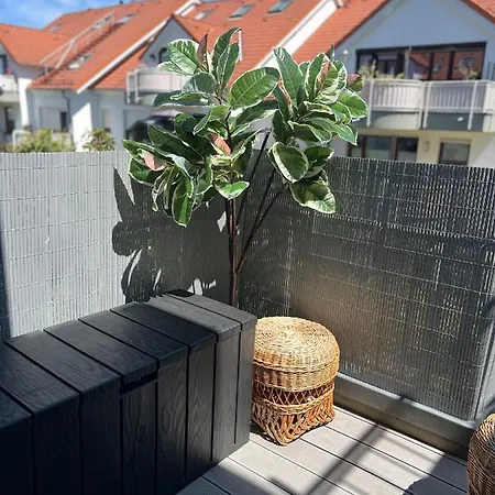 Apartment Line *