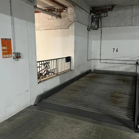Line Apartment